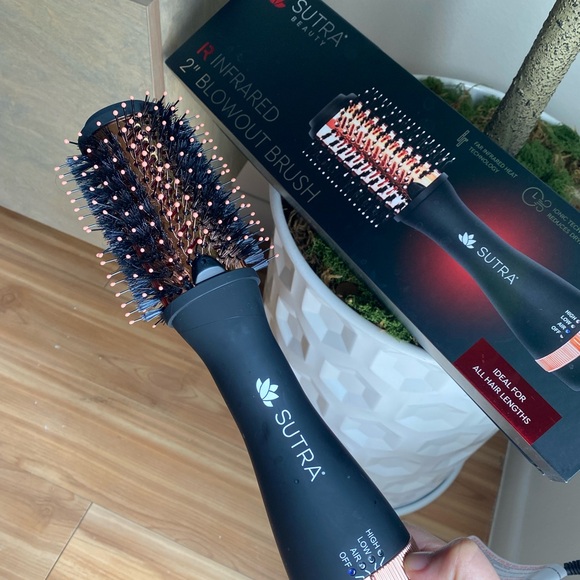 ✨ Sutra Infrared 2” Blowout Brush – Brand New in Box ✨ - Picture 2 of 4